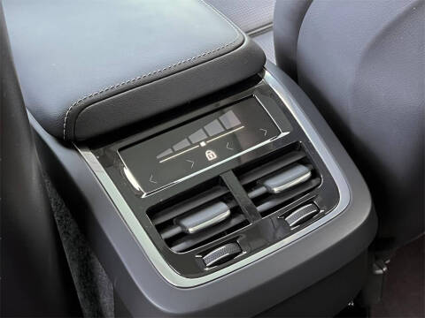 2021 Volvo XC60 T5 Inscription