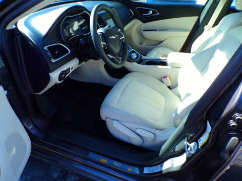 2016 Chrysler 200 Limited