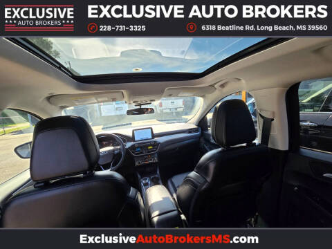 2022 Ford Escape SEL