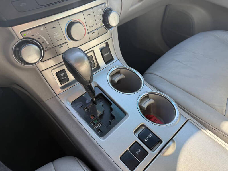 2012 Toyota Highlander