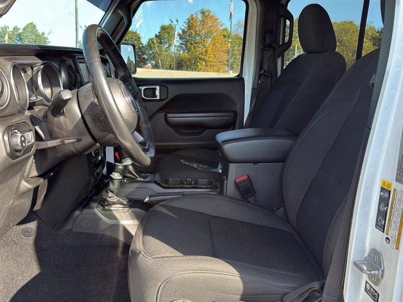 2021 Jeep Gladiator Willys