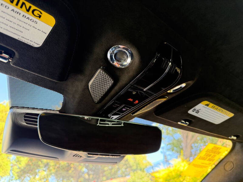 2025 Aston Martin Vantage