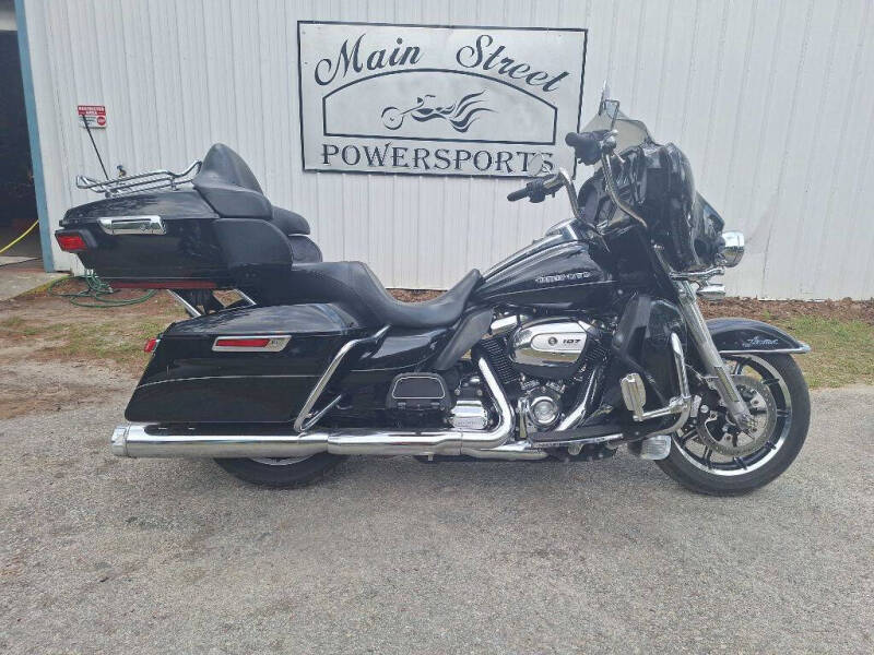 2017 Harley-Davidson FLTK LIMITED