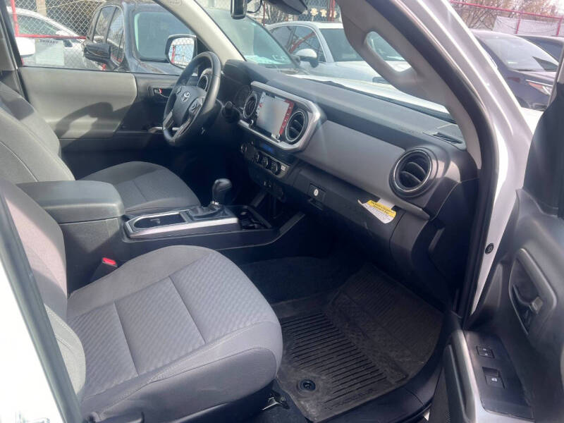 2023 Toyota Tacoma SR5 V6