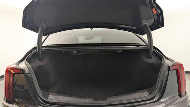 2022 Cadillac CT5 Premium Luxury