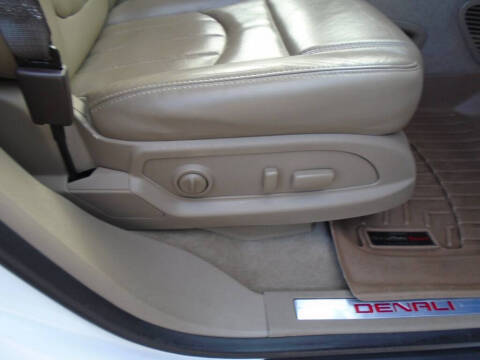 2016 GMC Acadia Denali