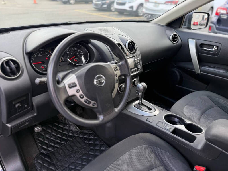 2014 Nissan Rogue Select S