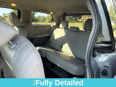 2015 Toyota Sienna