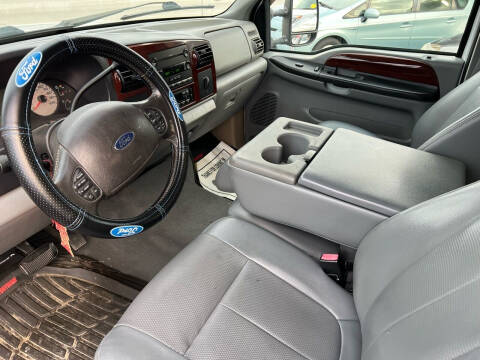 2005 Ford F-350 Super Duty Lariat