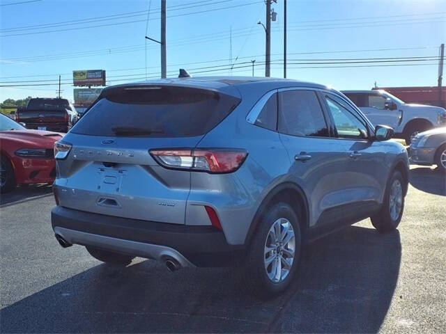 2022 Ford Escape SE