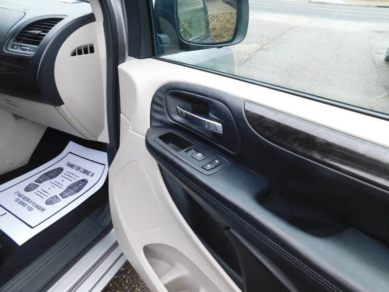 2016 Dodge Grand Caravan SXT