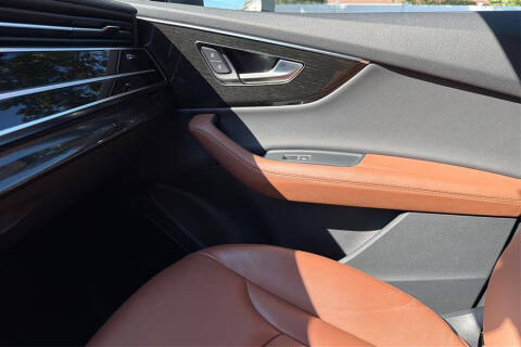 2024 Audi Q7 quattro Premium Plus 45 TFSI