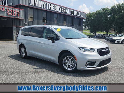 2024 Chrysler Pacifica Touring L
