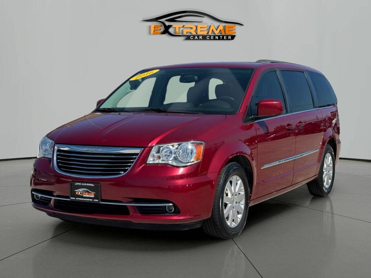 2016 Chrysler Town and Country for sale at Extreme Car Center in Detroit, MI