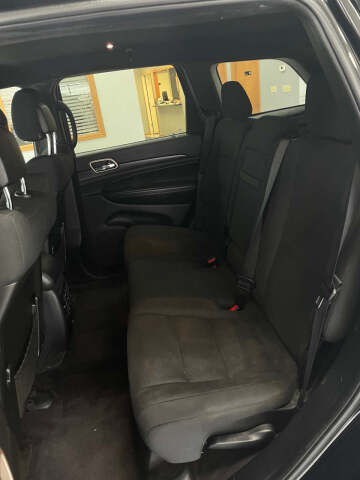 2017 Jeep Grand Cherokee Laredo