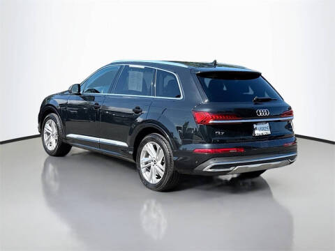 2022 Audi Q7 quattro Premium Plus 55 TFSI
