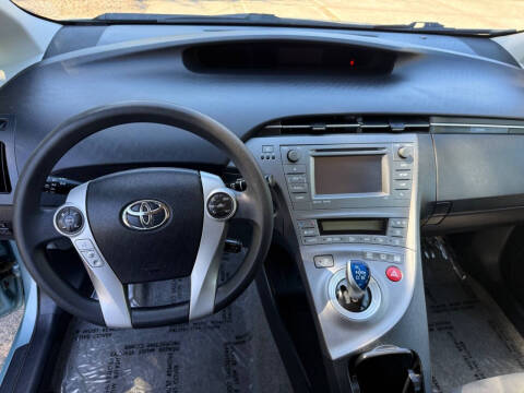2015 Toyota Prius Three