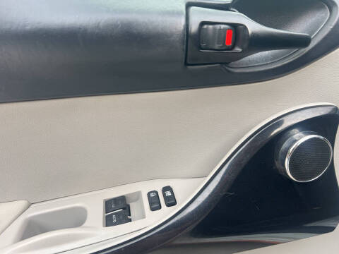 2013 Scion iQ