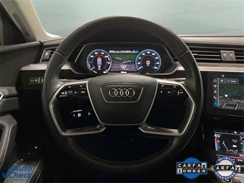 2023 Audi e-tron quattro Premium Plus