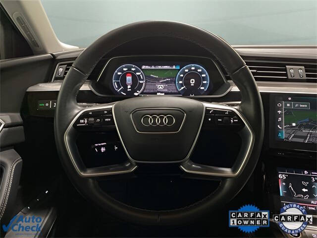 2023 Audi e-tron quattro Premium Plus