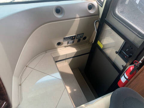 2013 Freightliner MH Chassis