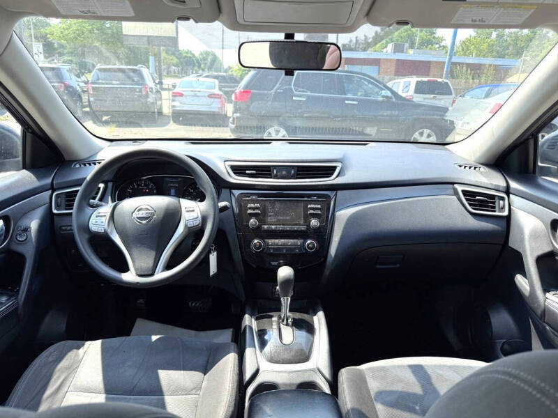2016 Nissan Rogue S