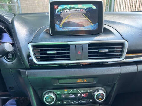 2015 Mazda MAZDA3 i Touring