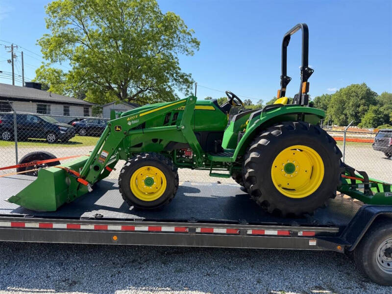 2021 John Deere 4044 M