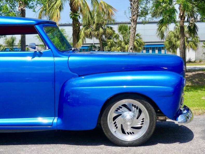 1948 Ford Super Deluxe