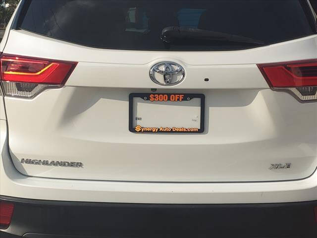 2017 TOYOTA Highlander SUV / Crossover - $23,797