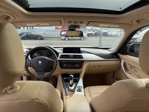 2013 BMW 3 Series 328i