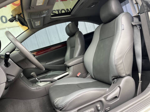 2004 Toyota Camry Solara SLE V6