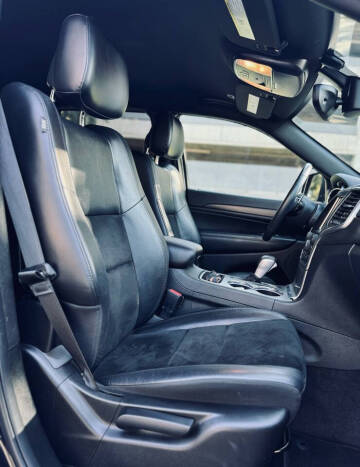 2017 Jeep Grand Cherokee Laredo E