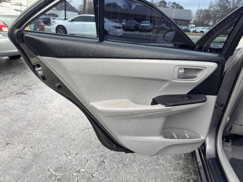 2015 Toyota Camry LE