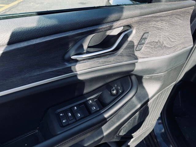 2022 Jeep Grand Cherokee Altitude