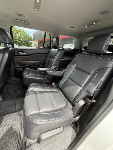 2017 GMC Acadia SLE-2