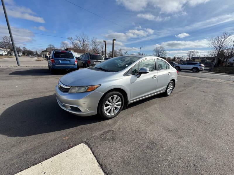 2012 Honda Civic for sale at The Car Cove, LLC in Muncie IN