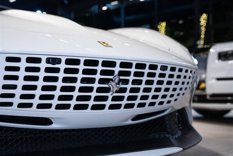 2025 Ferrari Roma Spider