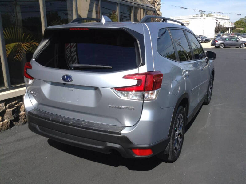 2019 Subaru Forester Premium