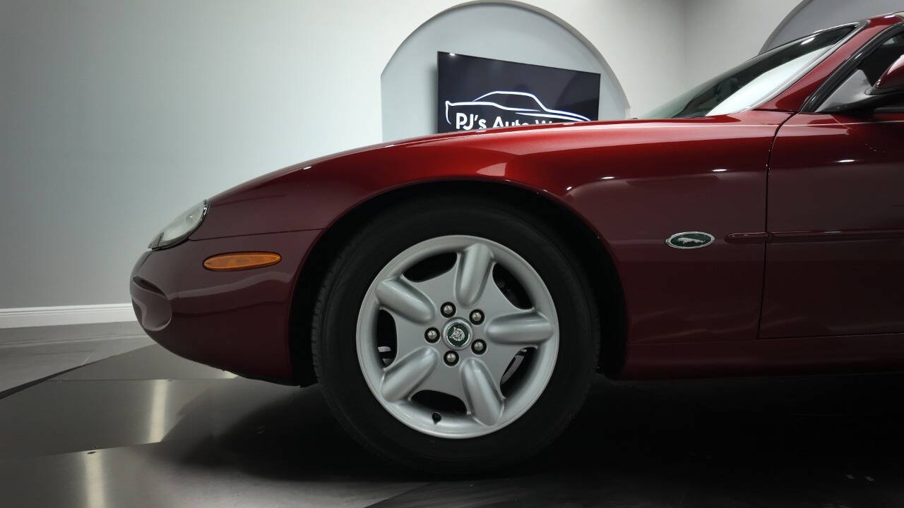 1998 Jaguar XK-Series 15