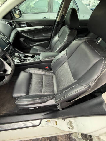 2017 Nissan Maxima 3.5 SV