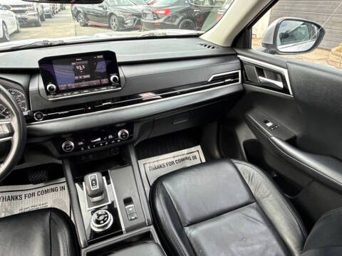 2022 Mitsubishi Outlander ES