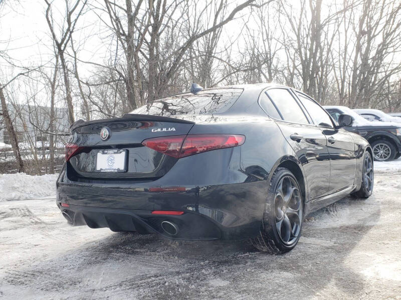 2017 Alfa Romeo Giulia Ti
