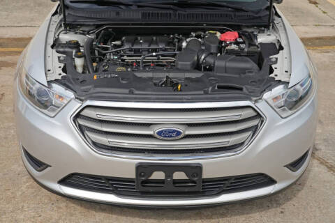 2015 Ford Taurus
