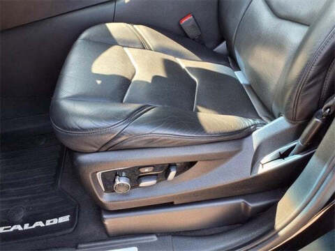 2020 Cadillac Escalade Platinum