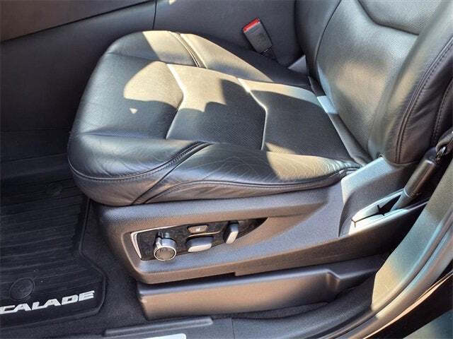 2020 Cadillac Escalade Platinum