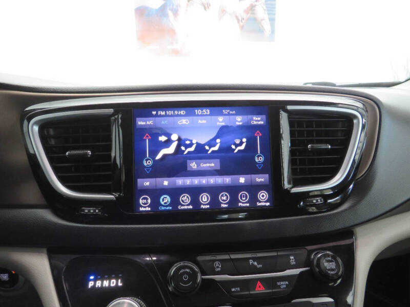 2018 Chrysler Pacifica Touring L Plus