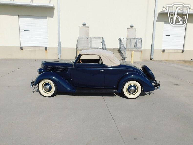 1936 Ford Cabriolet