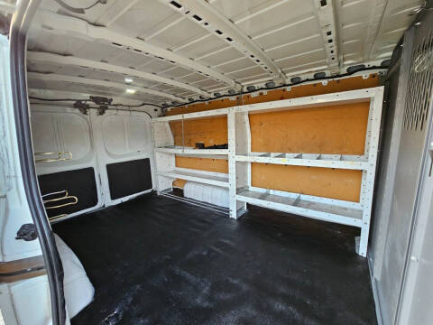 2018 Nissan NV 1500 SV