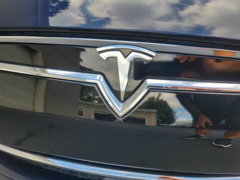 2014 Tesla Model S